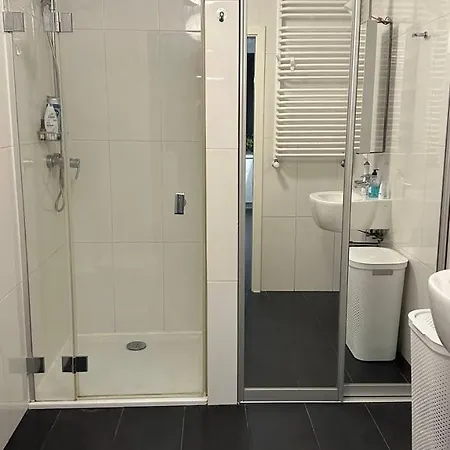 55 M2 12 Minutes To The Center * 华沙