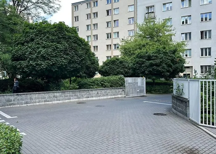 55 M2 12 Minutes To The Center Apartment