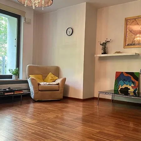Апартаменты 55 M2 12 Minutes To The Center